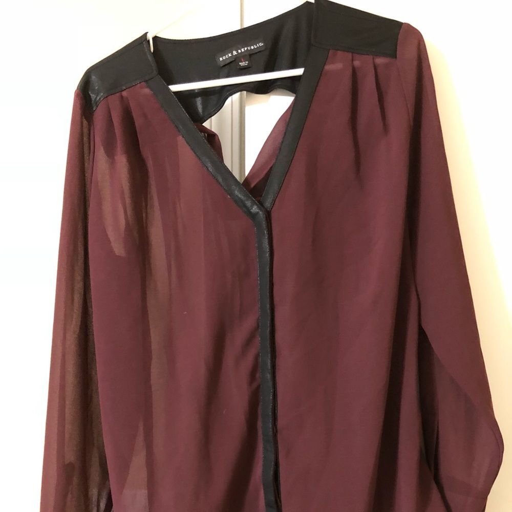 Maroon Rock & Republic long sleeve blouse!